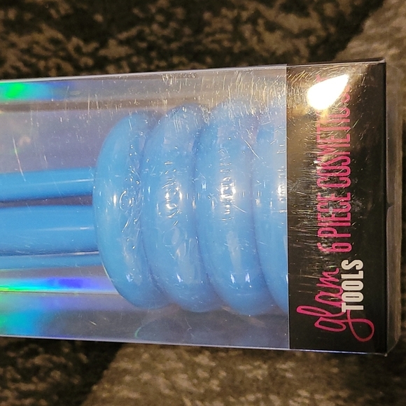 GLAM TOOLS 6 Piece Cosmetic set - Bundle 4 sets - Picture 6 of 16